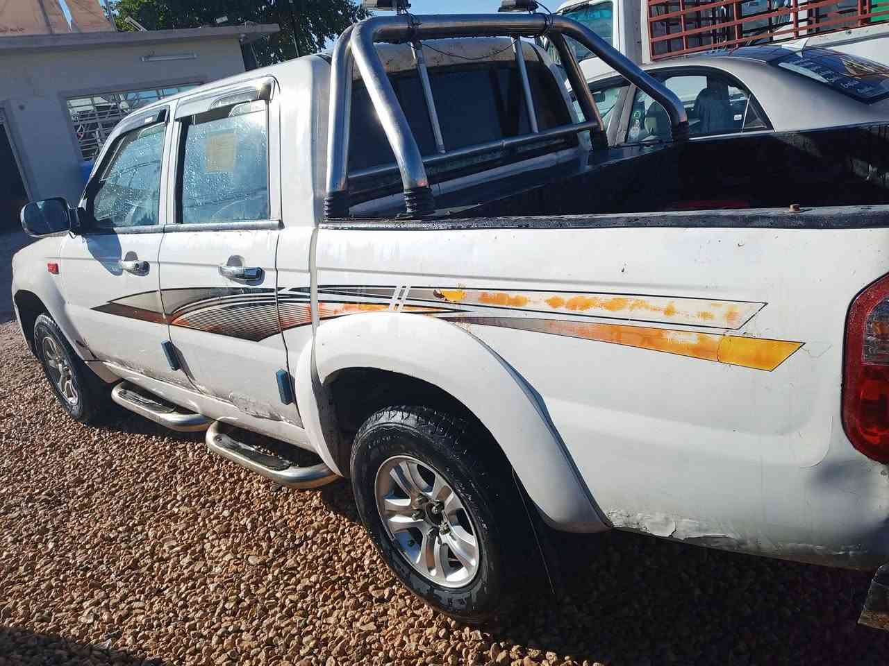 السلام عليكم سياره سكاي صيني دبل قماره موديل 13سنويه ماصاقطه سياره جاهزه حداديه تخم تايرجاهزه من كلشي والشراي شرط المداور ***********
