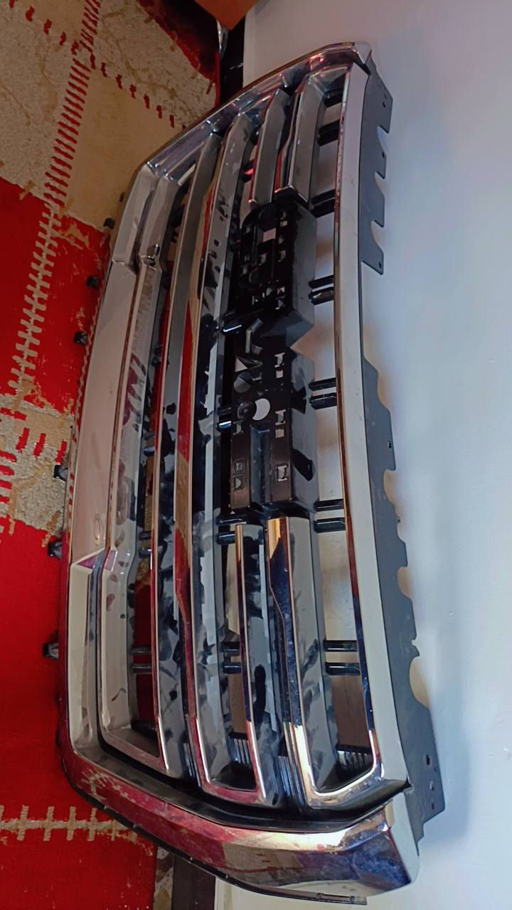 للبيع شباج اصلي وكاله وشباب بحالة زيرو مكان بغداد ***********
