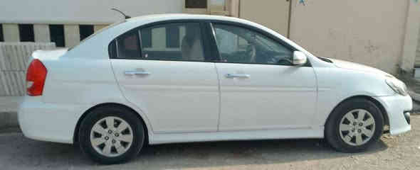 سيارة اكسنت ٢٠١١ ، محرك ١٦ جديد شرط، ما بيها صبغ فقط طخة بالبوند معدلة عالبارد ، السيارة رقم بغداد مشروع وطني باسمي والسنوية ما تسقط إلى ٢٠٣٠ والكوبون بيها ماستر الكتروني ، شرط التحويل ، السعر ١٠٠ وبيها مجال،
رقم الموبايل: ***********
رقم الكورك: ***********
