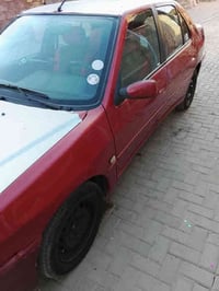 بيجو فرنسي 306 لسياره بلاديه مابيه صبغ بيه تبديل بابين والدوسه بيه معج...