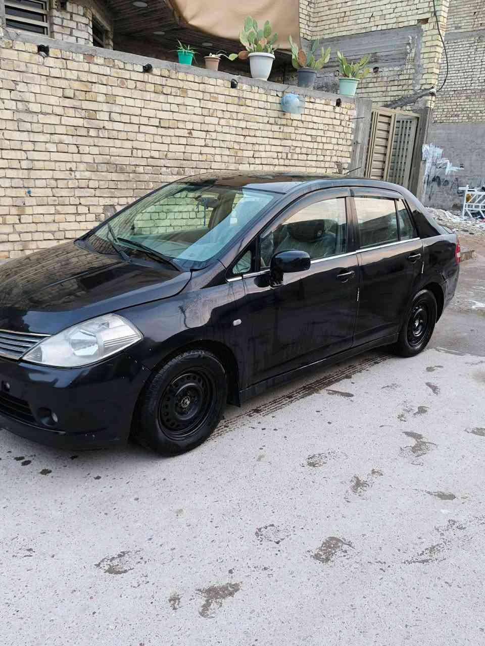 السلام عليكم نيسان تيدا موديل 2007 خليجي محرك 1600AT تبريد تدفئة منضومة جديد تخم تاير صدر كلة جديد  السيارة مصبوغة عام رقم بغداد بأسمي تحويل مباشر اي ستفسار هذا رقمي تصل وتدلل*********** مكان السيارة بغداد الرصافة
