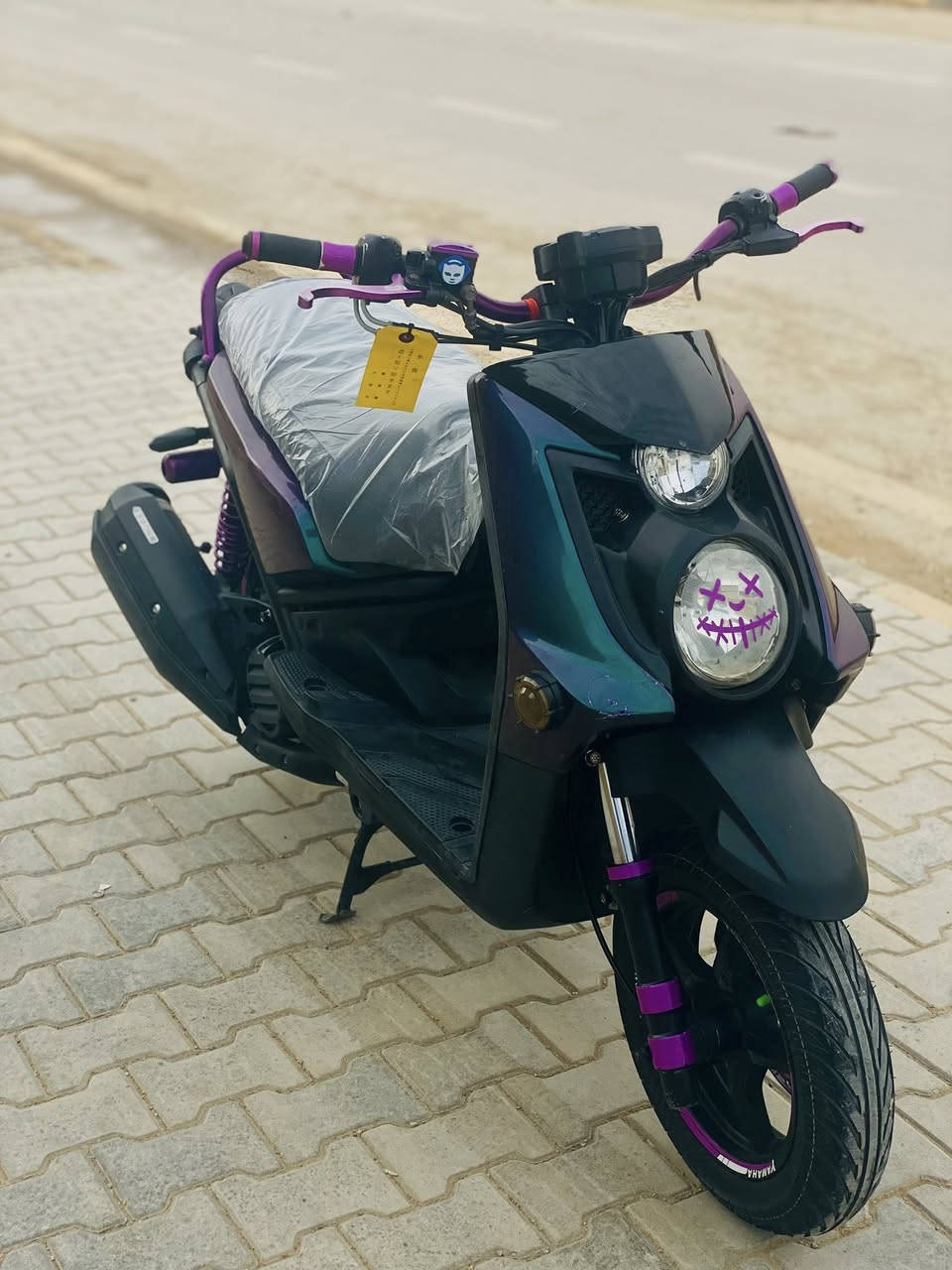 سلام عليكم شباب سكنس جبلي موديل 14بومه للبيع الدراجه كفاله عامه  ماشيه 14 الف 

سالي شهرين مطلعها من رمبه تجي شوف بعينك دهناها كله مؤتل نقص بس كتف أشاره واير كيلو متر بس لباقي كله شغال الدراجه بيه تزويد يدات KOSO وقبق عنبار NCY وقاعده رقم الدراجه كفراتها كله اصلي سبع ألون ألياف حقيقي الشراي يتصل على الرقم ويدلل مكان الدراجه كوت *********** تحياتي الكم👍🤍
