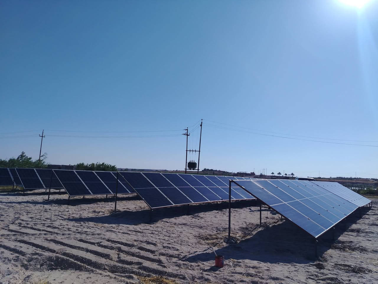 بسم الله نبدأ من موقع العمل تنصيب منظومة زراعية بطاقة أربعين حصان في قرية الجعبرية.


**إذا كنت صاحب هذا الإعلان وتريد حذفه لأي سبب، رجاءا أرسل رسالة إلى الدعم الفني**