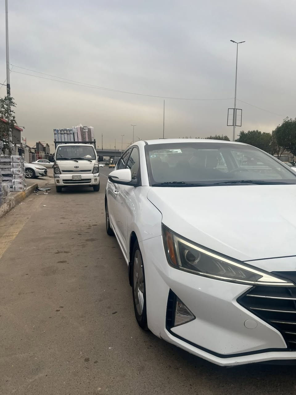 سلام عليكم أنترا موديل 2020 رقم بغداد حادث  جاملخ أو بنيد جاملخ مصلح بنيد بدل بدون دواخل محرك2000 دوش  كير محرك كفلاه تبريد ثلج صدر امامي خلفي جدد سياره خير من الله سعر 129 بي مجال  مكان بغداد رقم تلفون ***********
