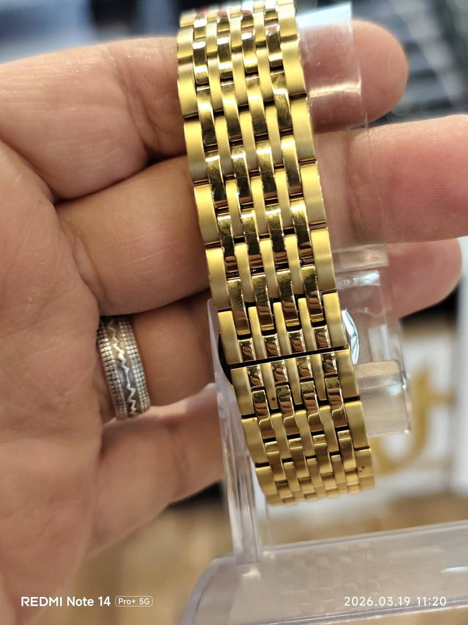 بسم اللە ماشاءاللە

ساعة(ستیزن) کوارتز 
شمسی قمري
نافذة للعرض التاريخ وایام الاسبوع والشهر
نسبة النظافة جدید مامستعمل
قطر 40ملم 
السعر 125الف👉
مکان/السلیمانیە
یوجد توصیل


**إذا كنت صاحب هذا الإعلان وتريد حذفه لأي سبب، رجاءا أرسل رسالة إلى الدعم الفني**