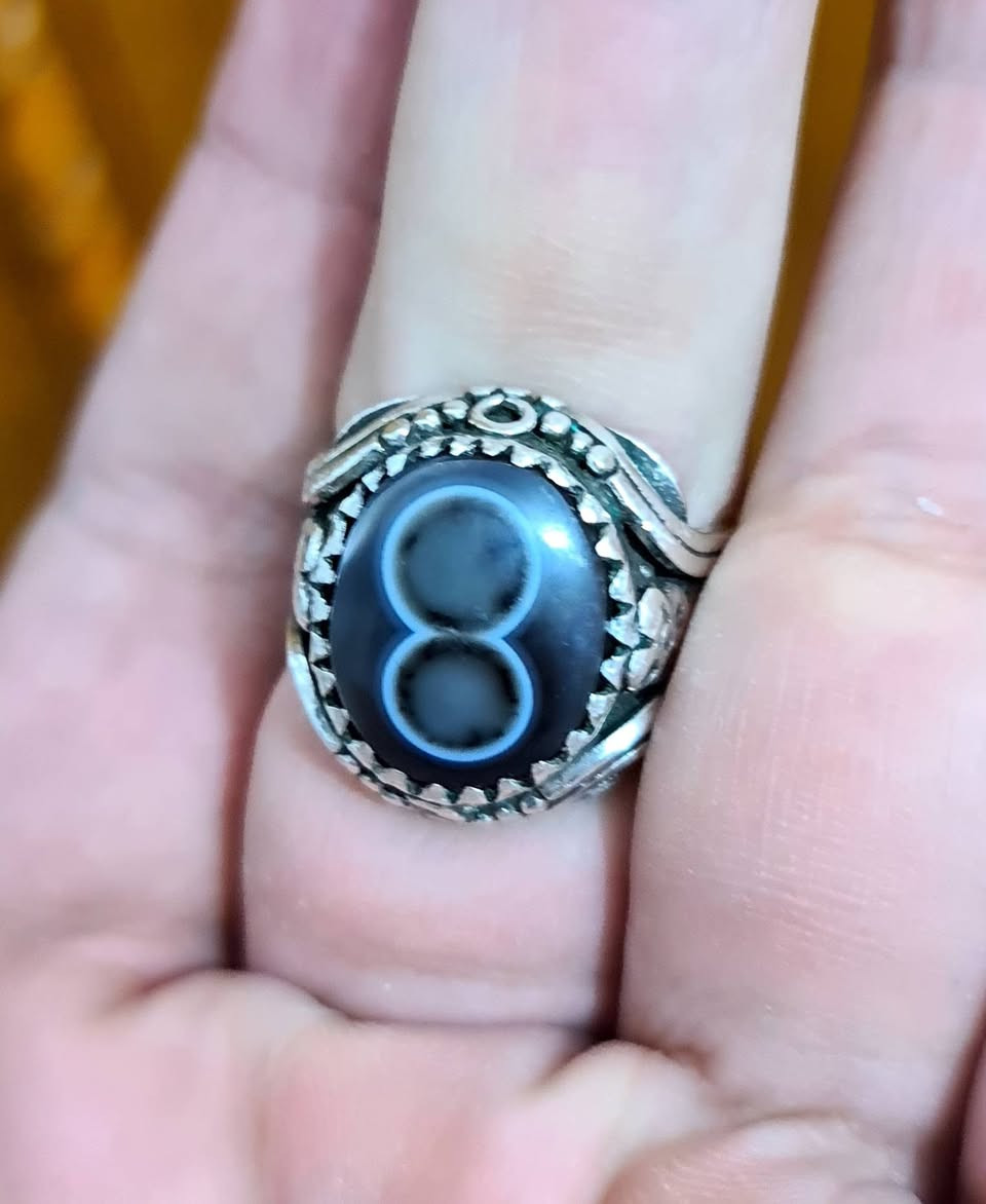 للبيع سليماني اسود ورصاصي مختلف
صياغة ثقيلة يدوية نازكة قطعة تحفة فنية يوجد توصيل ان شاء الله قياس الخاتم 22


**إذا كنت صاحب هذا الإعلان وتريد حذفه لأي سبب، رجاءا أرسل رسالة إلى الدعم الفني**