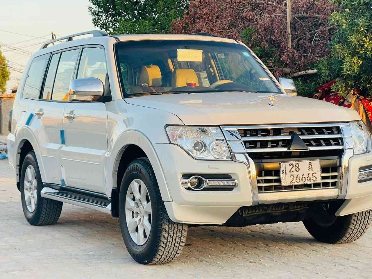 باجيرو حبتور فول موصفات موديل١٤كفاله عامه بسمي رقم نجف دولي تخم تاير جديد دوشمه مال كاضميه بلازمه لمس ٧راكب محرك كفاله برغي ما مفتوح بي السياره احله من الصور مكاني كربلاء ***********
