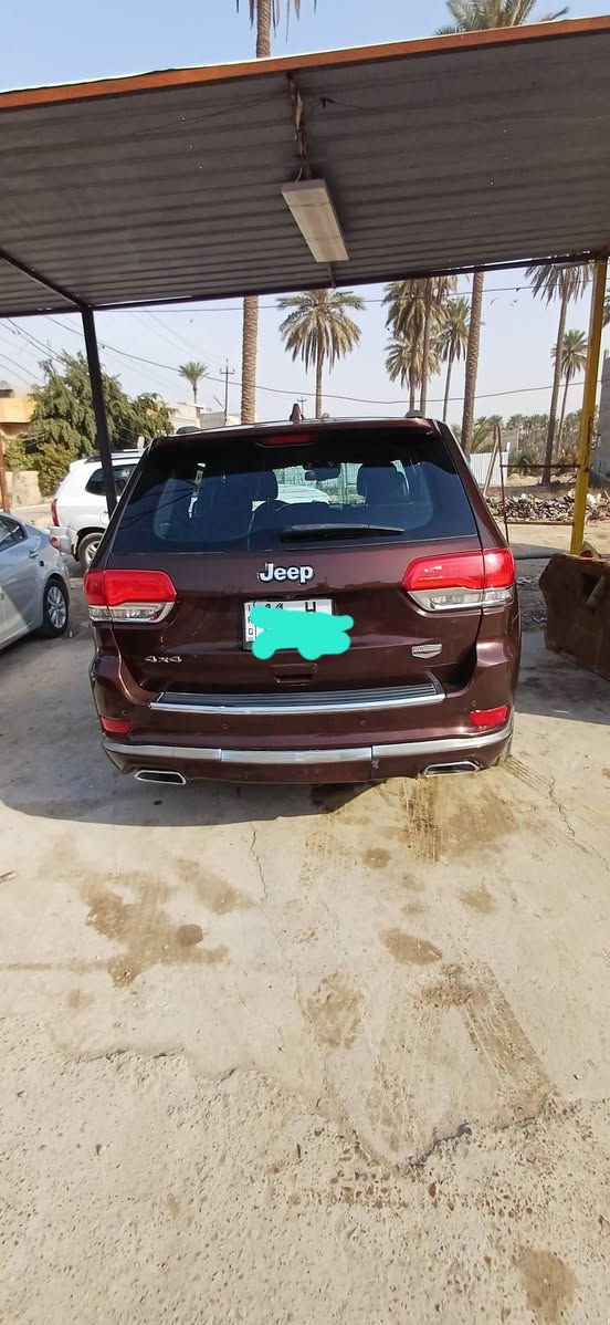 جيب سومت ٢٠١٧ فول مواصفات للبيع او مراوس حسب القناعه محرك صدر جديد حادث قبغ صندوق وتبديل بونيد فقط سيارة شعار كمركي  سنوية وهزه جديده تحويل ثاني يوم  سعر مناسب . ***********
