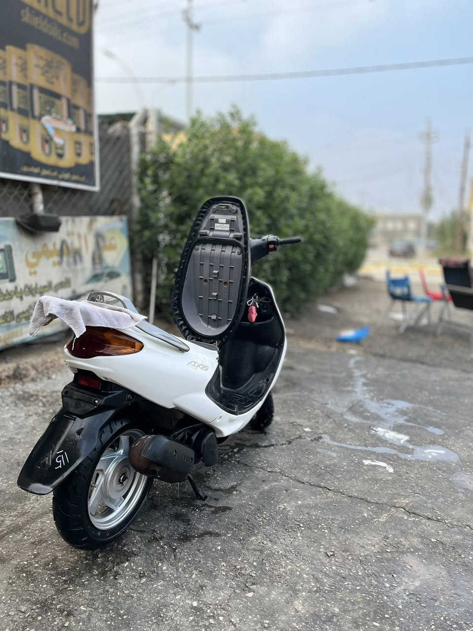 دراجه اكزز فحل لون ابيض لؤلؤي كفرات طبع دراجه كامله من كلشي تايرات جدد وكله شغال لايت عالي ناصي اشاير هورن نكره سلف صارلها 4اشهر طالعه من الحاويه مكفوله من كلشي وين ماتريد افحص (مكان ناصريه مركز)


**إذا كنت صاحب هذا الإعلان وتريد حذفه لأي سبب، رجاءا أرسل رسالة إلى الدعم الفني**