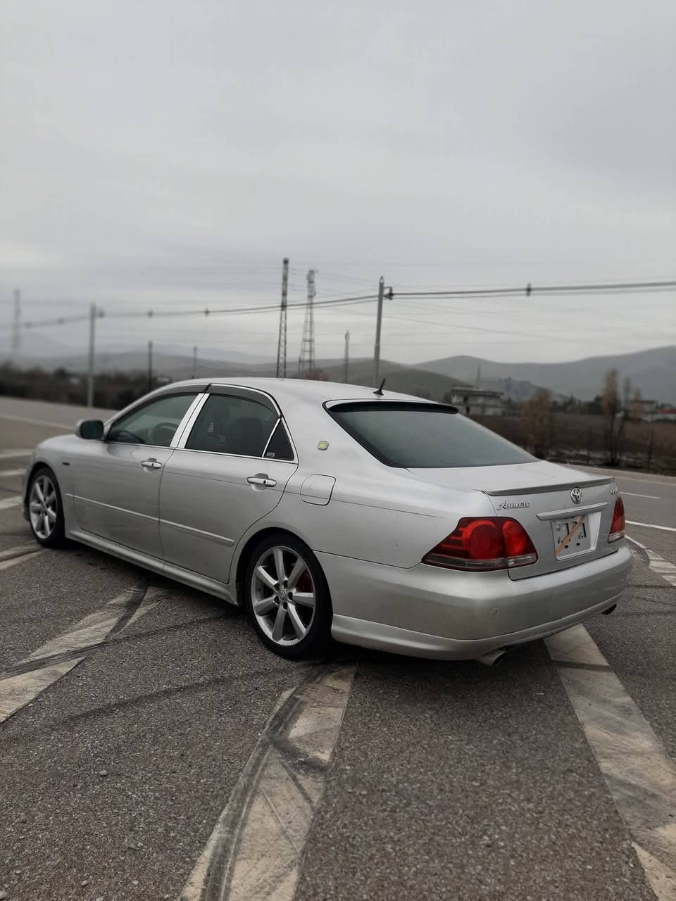 به ناوى خواى گه وره
شاهينه موس مؤديل 2005
 ئه تله ت واته سبؤرت بيلاد سبؤرت
بيده عمو ليدراو بيجال و شو ختو قو پاوي 
به شه رتى گيروو مه كينه 
گيرومه كينه كه وره واته 182
ناوره ش ساج سور 
ناوقيسى مه رخؤب
سوكان ليگزز سوكان كاره با
حاسه و كاميرايه
تايه و ويل دنگه ئاوينه ئيشرات
ساردوو گه رمى ئيش ده كات بريكي به سراوه
زؤر تنو تؤله جر كه ى تيدانيه 
هه مو گيانى له سه ر ده قى شه ريكه ماوه ته وه 
شوين سه يد سادق
ژ....م....***********
واتساب،،،فايبه ر
