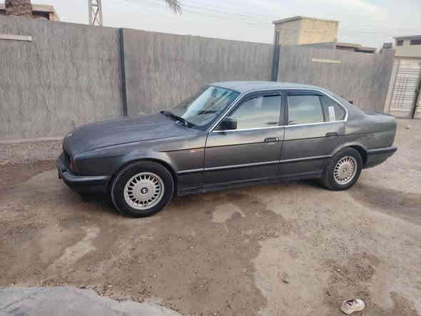 سلام عليكم
1989 بلاديه مكان الانبار
السعر 47 وبيها مجال
***********
