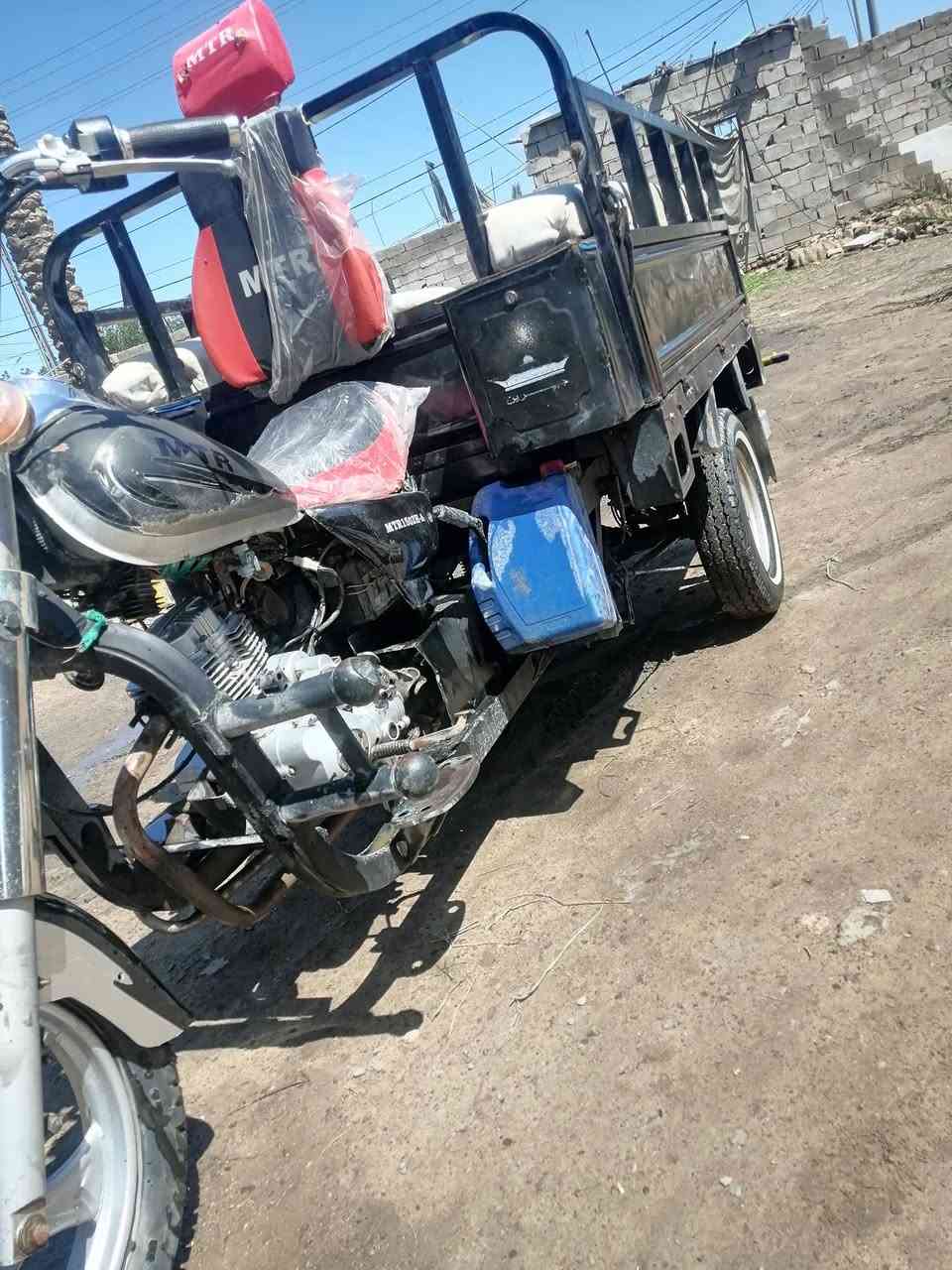 سلام عليكم ستوته مديل 21 أوراق جبرين محرك بلادي كلشي شغال اكسن مقفل تايرات خطه مليون و750  وبيه مجال مكان كوفه رقمي ***********
