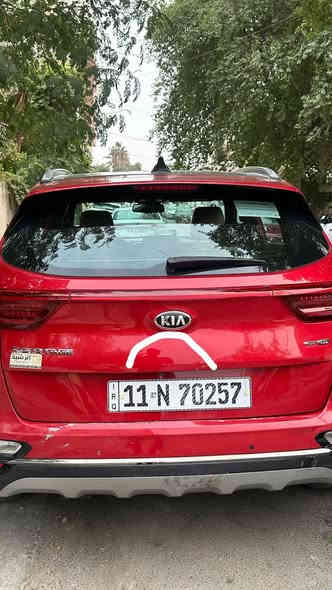 سلام عليكم سبورتج جيتي لاين 2020 خليجي 
معروفة مواصفات ال Gt اعلى فئة 
مكينة 2000 دوش ويل 19 
بيها بارد فقط موضح في الصور 
رقم الهاتف ***********
السعر :215 و بيها مجال 
مكان السيارة بغداد .
