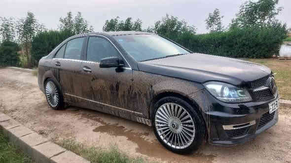 مارسدس سي 300محرك 6سرندر رقم بغداد بسمي مويدل 2012مكاني بغداد رقمي ***********السعر 155ترهم مراوس حسب الغناعة بغداد
