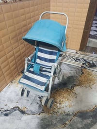 عربانة طفل • حجم صغير