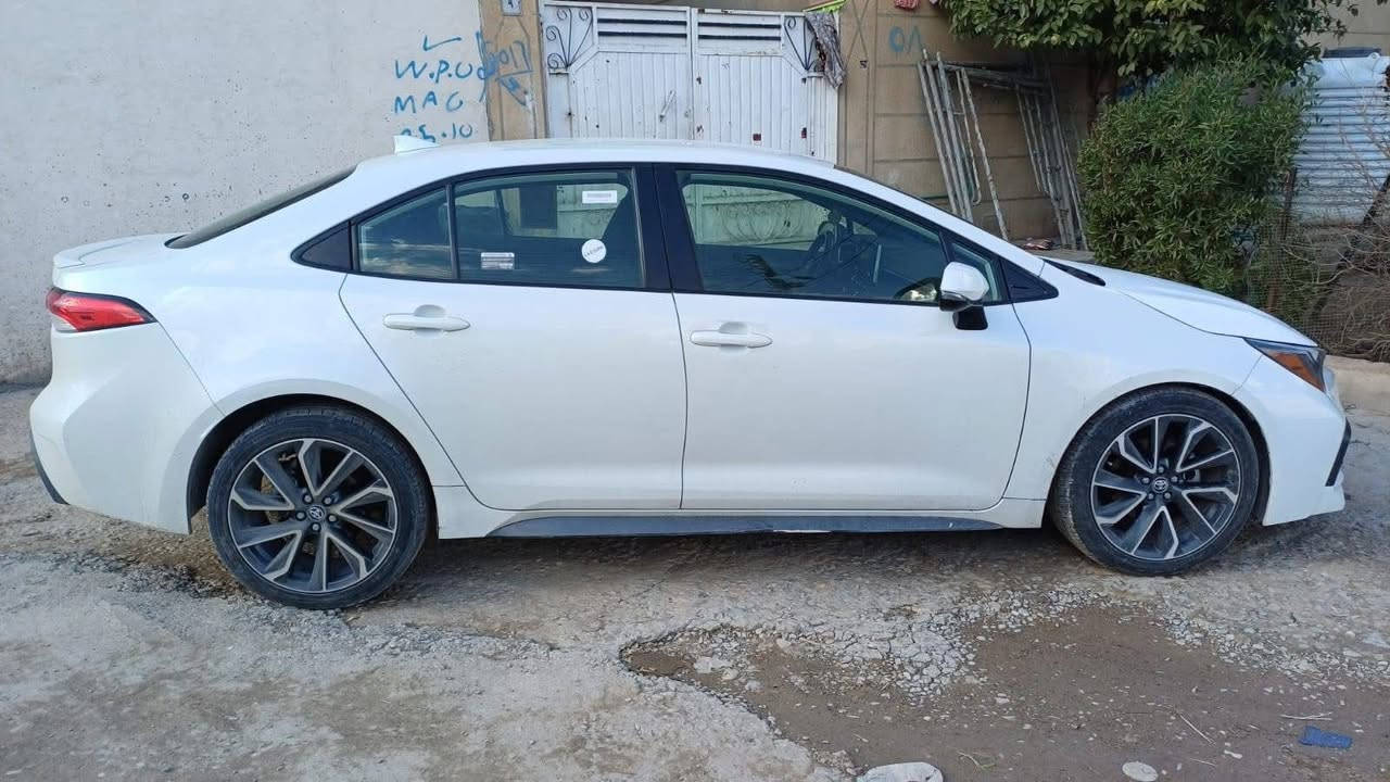 السلام عليكم ورمضان كريم
كورلا 21 وارد امريكي  ياباني وليس صيني 
مواصفات SE 
حادث امريكا موجود بلمنشور قطعه وحده بنيد فقط 
سونار كدامك لسياره جديده 
ماشية 73 ميل 
العنوان ديالى - بلدروز 
للاستفسار / ***********
