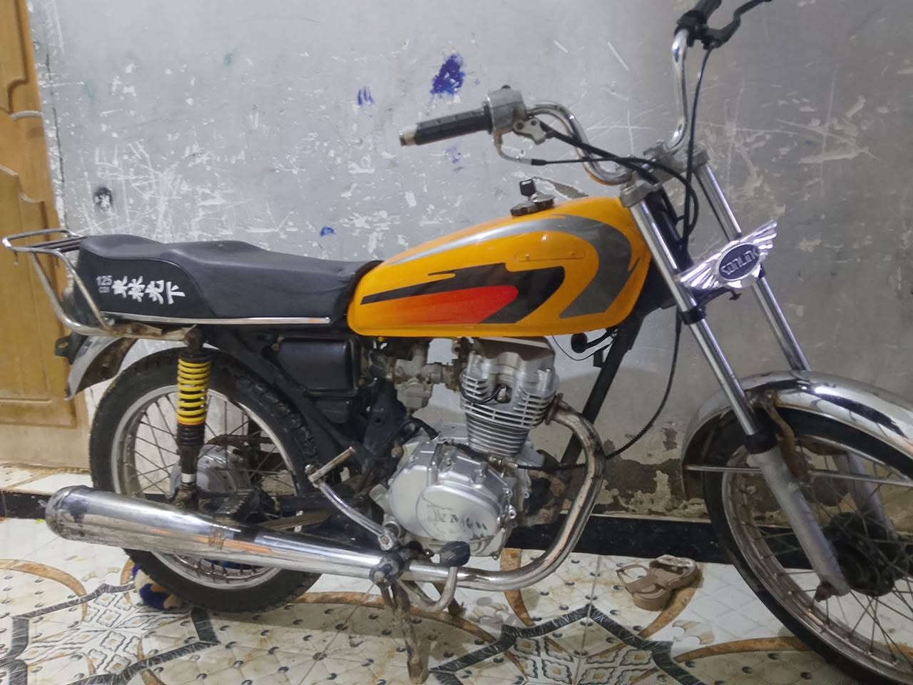 سلام عليكم دراجه للبيع مكاني بصره تنومه سعر ٣٥٠ وبيهه مجال ***********
