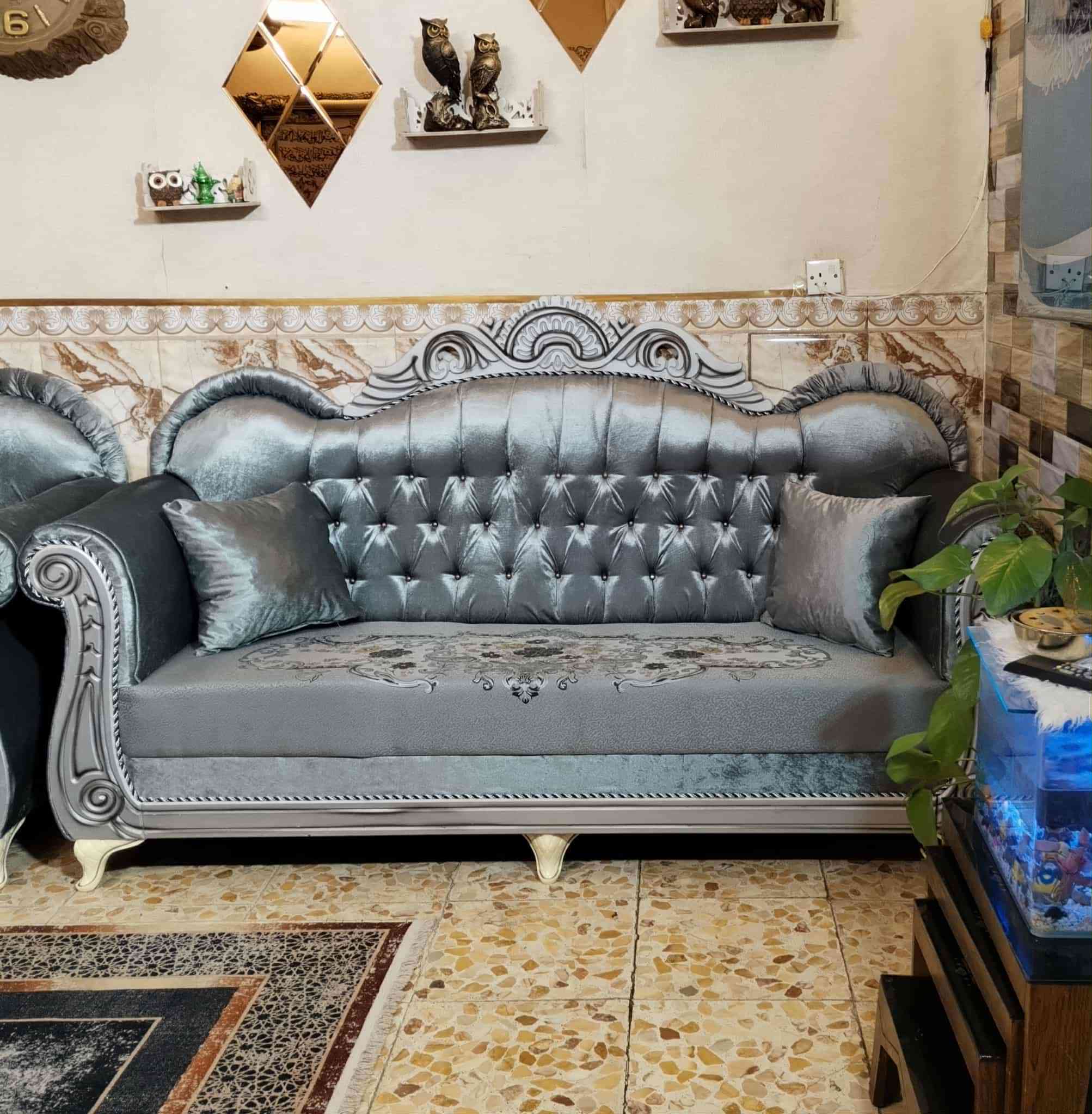 تخم ملكي ١٠ مقاعد توصا موديل تركي مودرن تصميم حديث قوي تكمة ثكيل خشب بلوك اسود اسفنج ظغط عالي مميز قماش وتر بروف ضد الاتربة والمي استخدام قليل اخو الجديد شخط ما بي نظافتة ١٠٠ ٪ نظيف جدا مبي اي ضرر... ٦٥٠ وبي مجال بسيط للشراي الجاد


**إذا كنت صاحب هذا الإعلان وتريد حذفه لأي سبب، رجاءا أرسل رسالة إلى الدعم الفني**