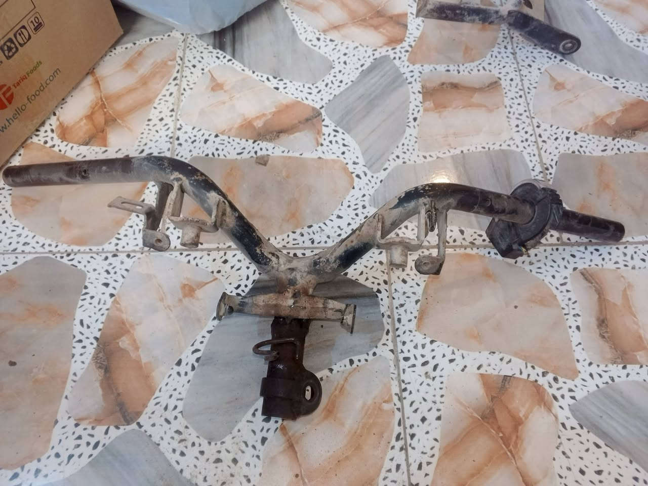 سلام عليكم  غراض سكنس فحل 
بچم سكنس فحل ،،
بچم سكنس نثيه ،
مصدات هوا ،،
مجاميع سكنس فحل 3قطع،،
كشن سكنس،،
دبلات سكنس فحل
عوزهن تچفيت ،،
استيرن سكنس فحل،،
استاند سكنس فحل،،
كفرات اصفاح سكنس فحل ،،
ويل امامي سكنس فحل ،،
ويل خلفي سكنس فحل،،
مكاني الشعب قرب سوق شلال
*********** واتساب
