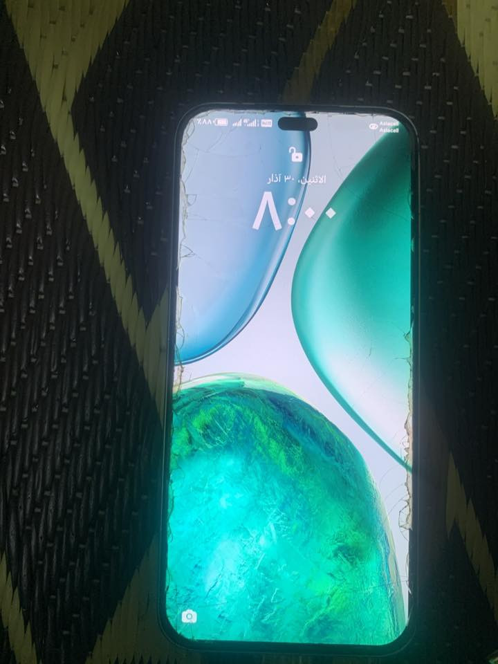 السلام عليكم هونر x8c
السعر ٢٢٥ الرام ٨والذاكره ٢٥٦ 
*********** وتساب
وخاص
