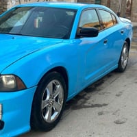 سياره. جارجر للبيع موديل 13. بيها. تغيير لون. الأصل. لونها. اسود  بيها...