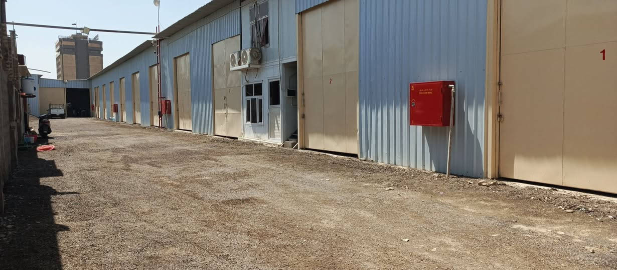 متوفر مخازن للايجار في بغداد شارع فلسطين
الضلال كافة المساحات والخدمات متوفرة من  إدارة 

وحراس 24ساعة وكامرات وصحيات ومنضومة حريق 

للاستفسار الاتصال على الرقم ***********
