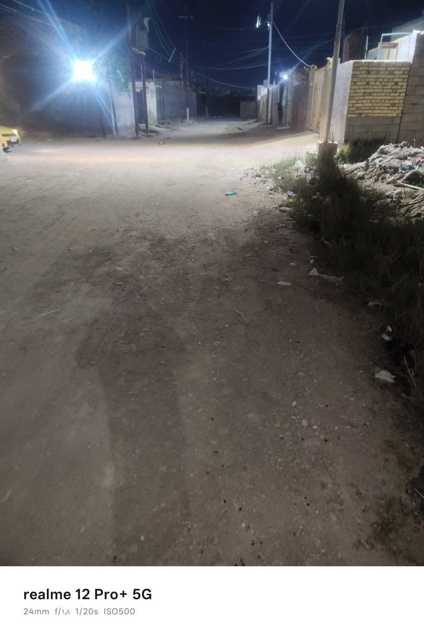 قطعه زراعي 240م خلف البدعه تبعد عن شارع 30 500متر كافه الخدمات كهرباء شارع 10 سبيس مجاري مكلف بالنشر 
***********
