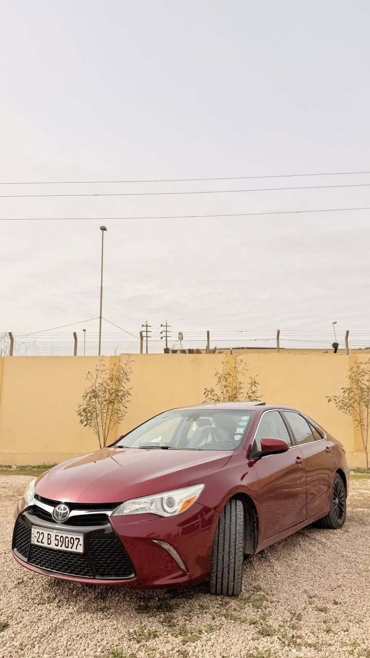 كامري موديل 2017  مواصفات XLE بجم كبس  حادث بابين وجاملغ موجود باربيل
***********
