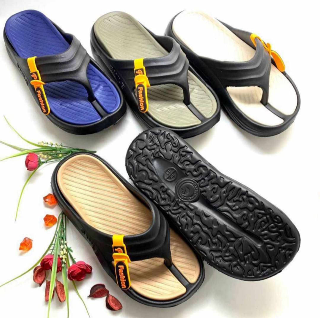 زبائنا الكرام تم وصل وجبة جديدة ومتنوعة من الموديلات الخديثة وباسعار مناسبة جدآ 
سليبرات وشحاطات جلد داخل وخارج طبي 
موقعنا حي العامل مجاور فلافل لبنان سابقآ 
مقابيل قاعة العراب


**إذا كنت صاحب هذا الإعلان وتريد حذفه لأي سبب، رجاءا أرسل رسالة إلى الدعم الفني**