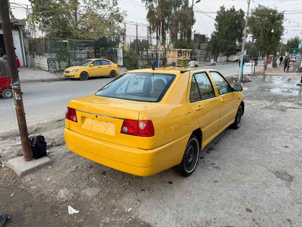 السلام عليكم شيري كوين 2009 محور كير ومكينه كورلا السياره معمره بدون ضربه ومصبوغه عام بدون دواخل كهربائيات تبريد محرك خير من الله دوشمه ارضيه تنته كله جديد السعر 37 المكان بغداد الشعله رقم ***********
