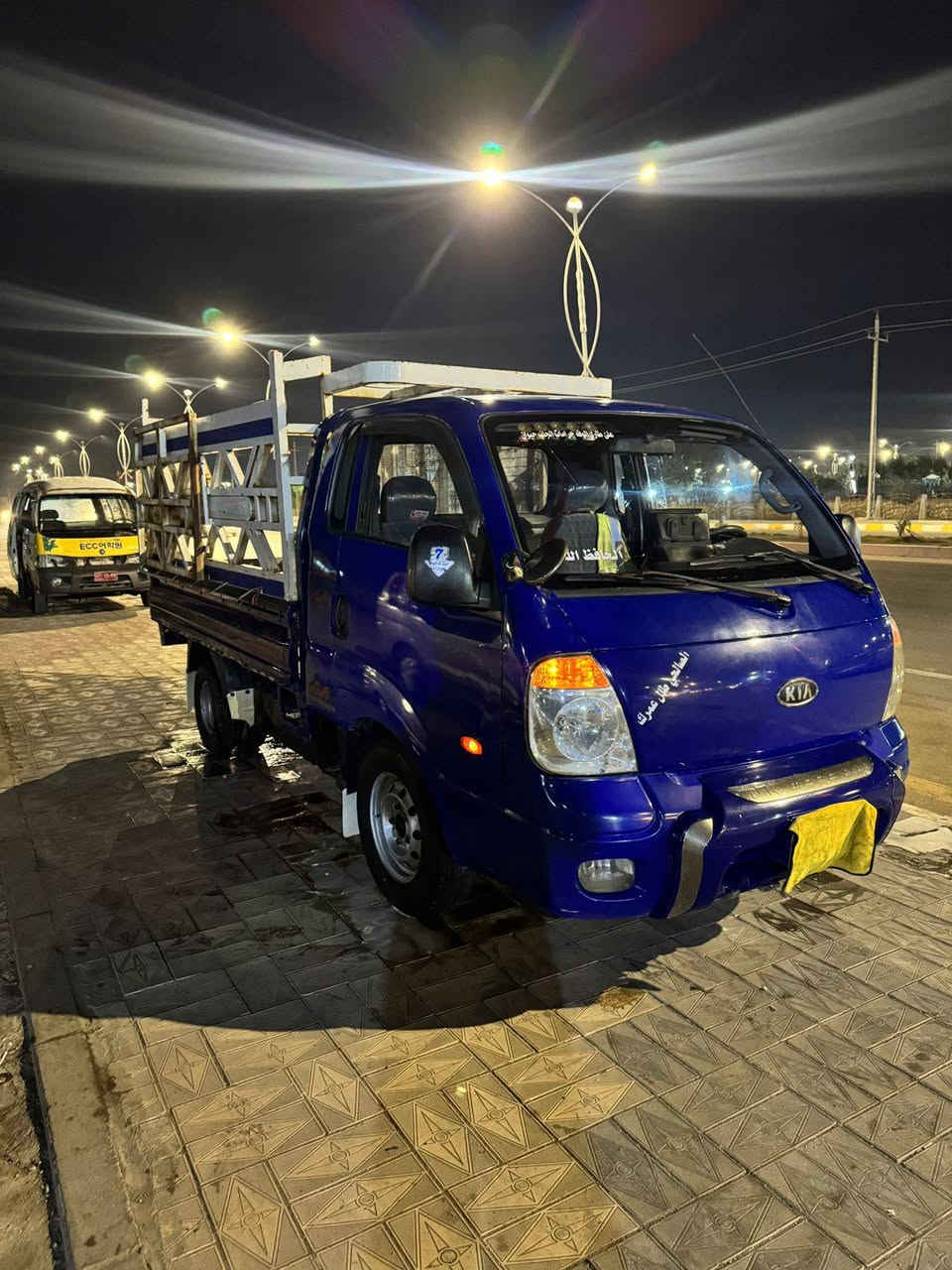 سلام عليكم كيا موديل ٢٠٠٧ بسمي سنويه لحد ٢٠٢٩ مكينه وكير شاصي ورقم شاصي كله كفاله قماره مصبوقه بدون ظربه جماليه فقط بدي مبدل مديل ٢٠١٩ دوشمه جديده الشراي يتصل *********** السعر ٨٥ و بيها مجال
