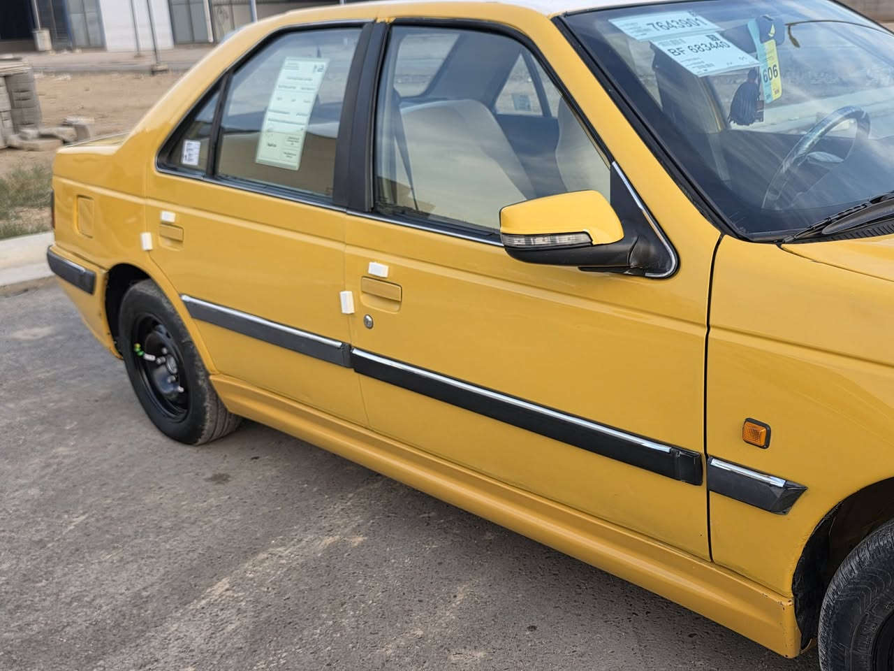 سلام عليكم بيجو بارص البيع مديل 15
السياره جديد خير من الله بيه جاملغ وبنيد صبغ بدون ضربه 

تخم تاير جديد صدر أمامي وخلفي جديد كير ومحرك كفاله 

تبريد تدفئه لوك تحويل مباشر مصفره هيئه وغرامه  العنون بغداد الحبيبيه *********** السعر 45
