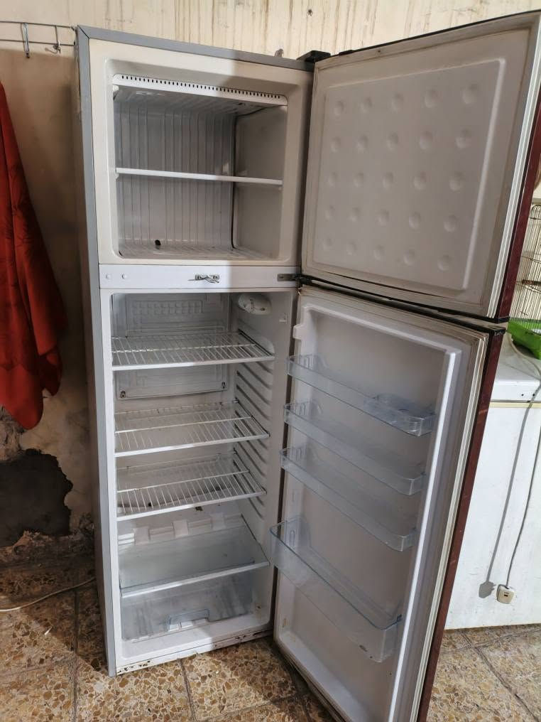 ثلاجات شرط التجميد حجم كبير شراي اتصل بل رقم وتدلل مكان نجف *********** سعر الوحد 170 النجف, العراق
