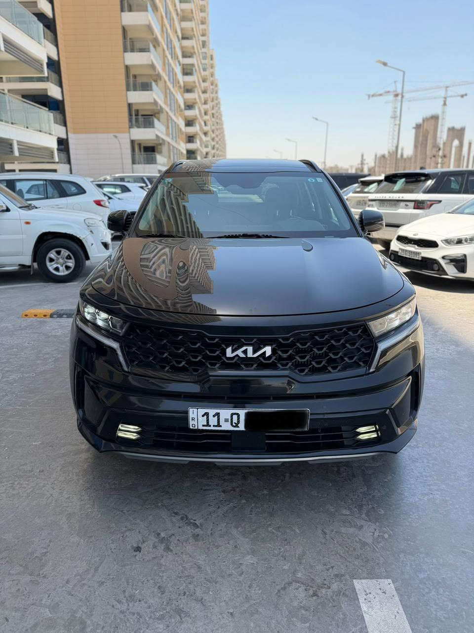 بسعر البلاش مال بيع 205 ورقه 
كيا سورنتو 2022 فوووول SX 
محرك 2500 تيربو صارخ أقوه حتا من 6 سلندر سبعه راكب 
بانوراما كراسي كهرباء وتدفئة جنطه كهرباء بلاك اديشن تخم تاير جديد 
سياره جديده كلش استخدام بسيط 
حادثها خلفي جاملغ وشويه من الجنطه قطعه وحده صبغ ماشيه 103 الف 
كير مكينه ايرباكات كله سليم كفاله بجم كبس 
رقمها بغداد باسمي عنواني المنصور 
***********
