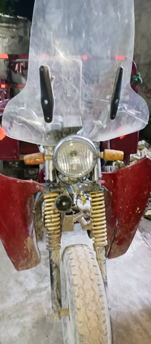 السلام عليكم  ستوته داي وان للبيع 2015 اوراق اصولي لسعر 750 و بيه مجال حك جيه مكان عزيزيه 
*********** اتصال
