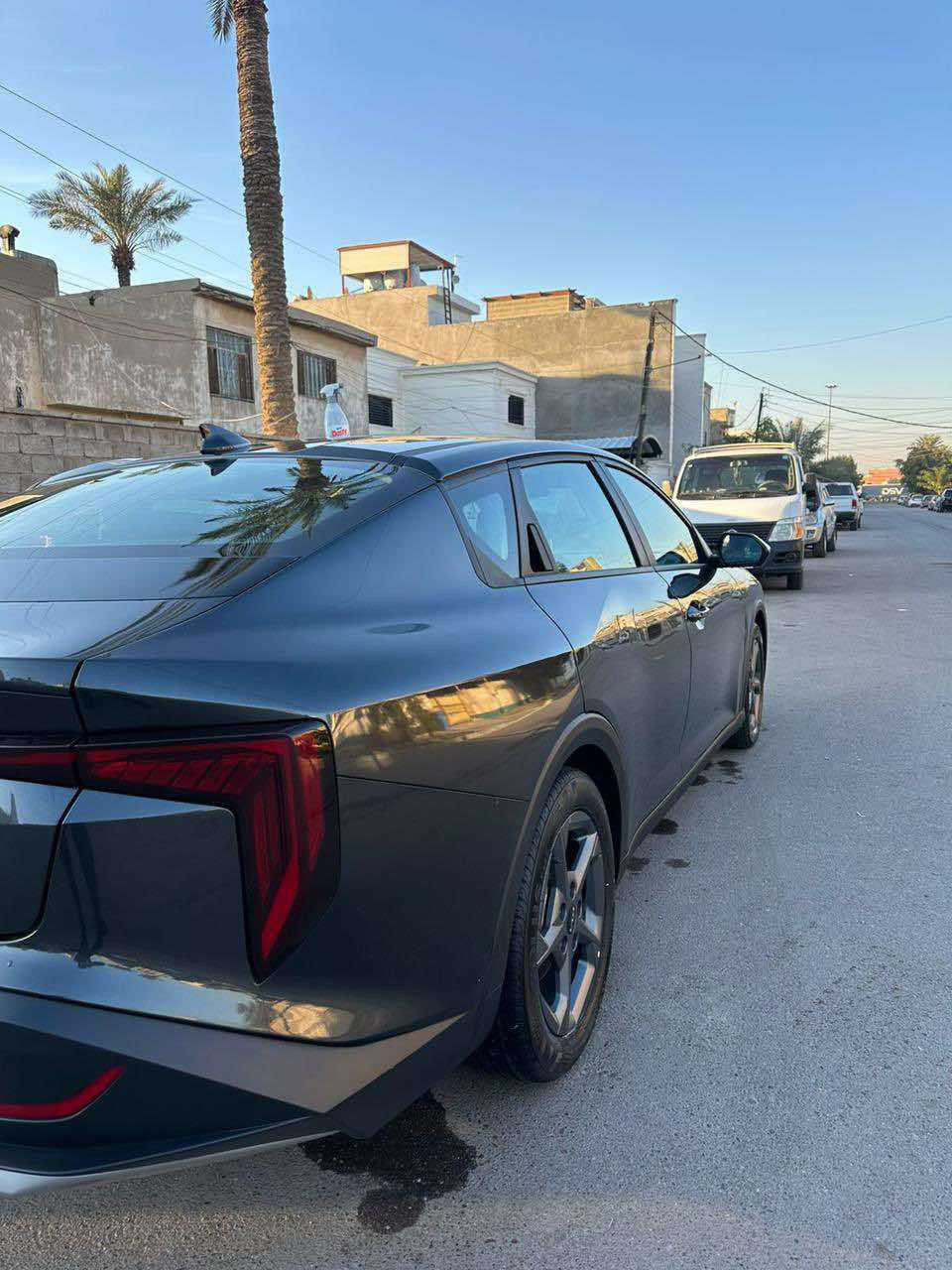 للبيع كيا K4 وارد امريكي موديل25 
حادث جداً بسيط دعاميه فقط تبديل بدون ايرباك 
السيارة نضيفه جداً بدون نقطة صبغ 
ماشيه ٢٢الف مايل 
/مواصفات / بصمة /تشغيل عن بعد /

نظام ترحيب / شاشة كبيرة /عداد دجتل متصل /
انظمة قيادة نورمال /سبورت /رادار امامي جانبي خلفي / قيادة ذاتية / صندوق ذكي بصمة / بصمة ابواب /اوتو هولد / هند بريك بصمة / بجم لد / صندوق لد /حادث خفيف جدا بدون دواخل بدون ايرباك 
رقم بغداد ب اسمي 

‼️السعر علق بتم يجيك السعر بالخاص ‼️

📍مكان السياره بغداد 

📞رقم صاحب السياره ***********
