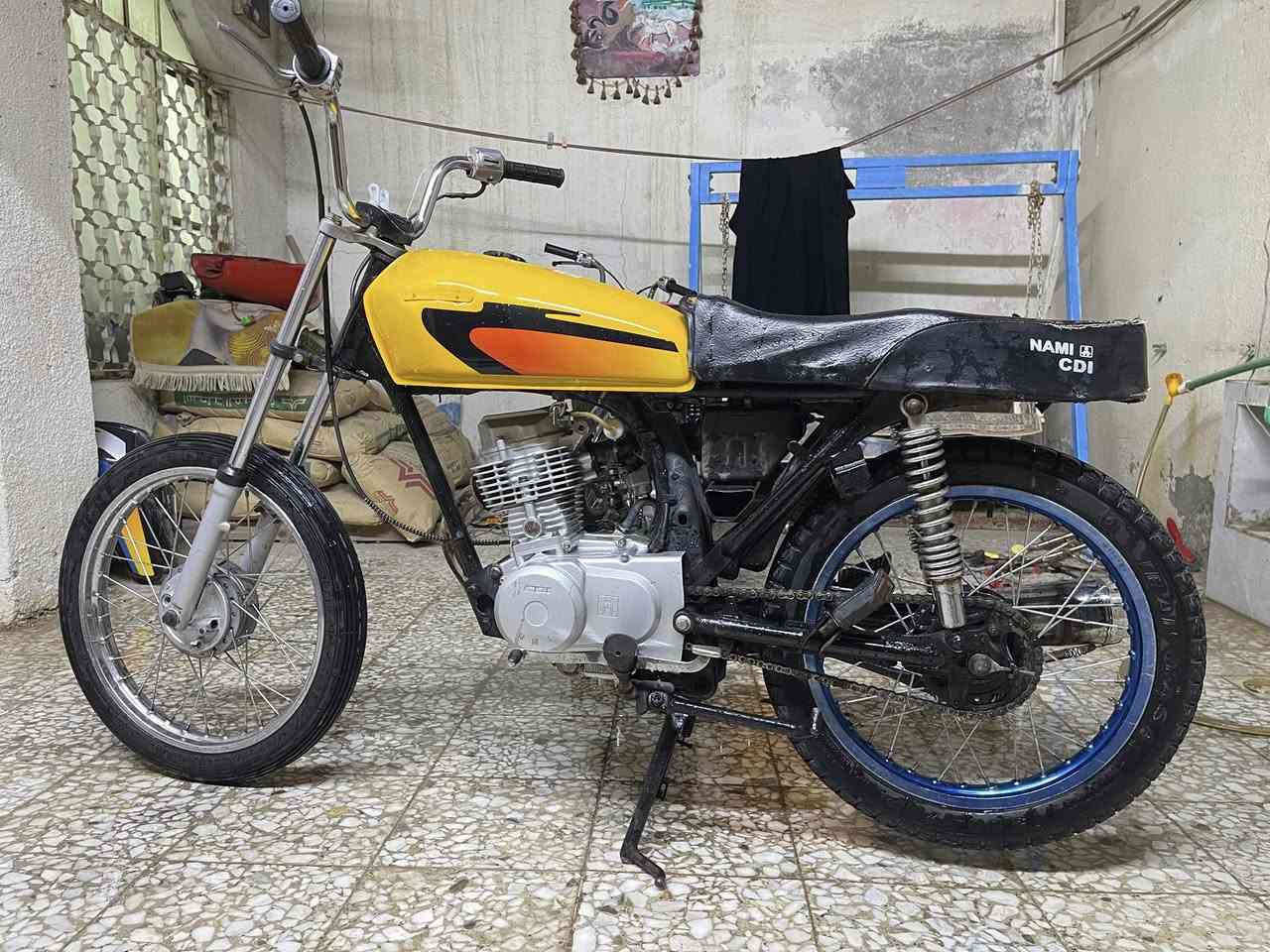 سلام عليكم نامه مو تعمير بلاد دراجة ما مفتوحه بيه شلعه تخبل العنوان البصرة حيانيه السعر 400 بيه مجال الهاتف ***********

