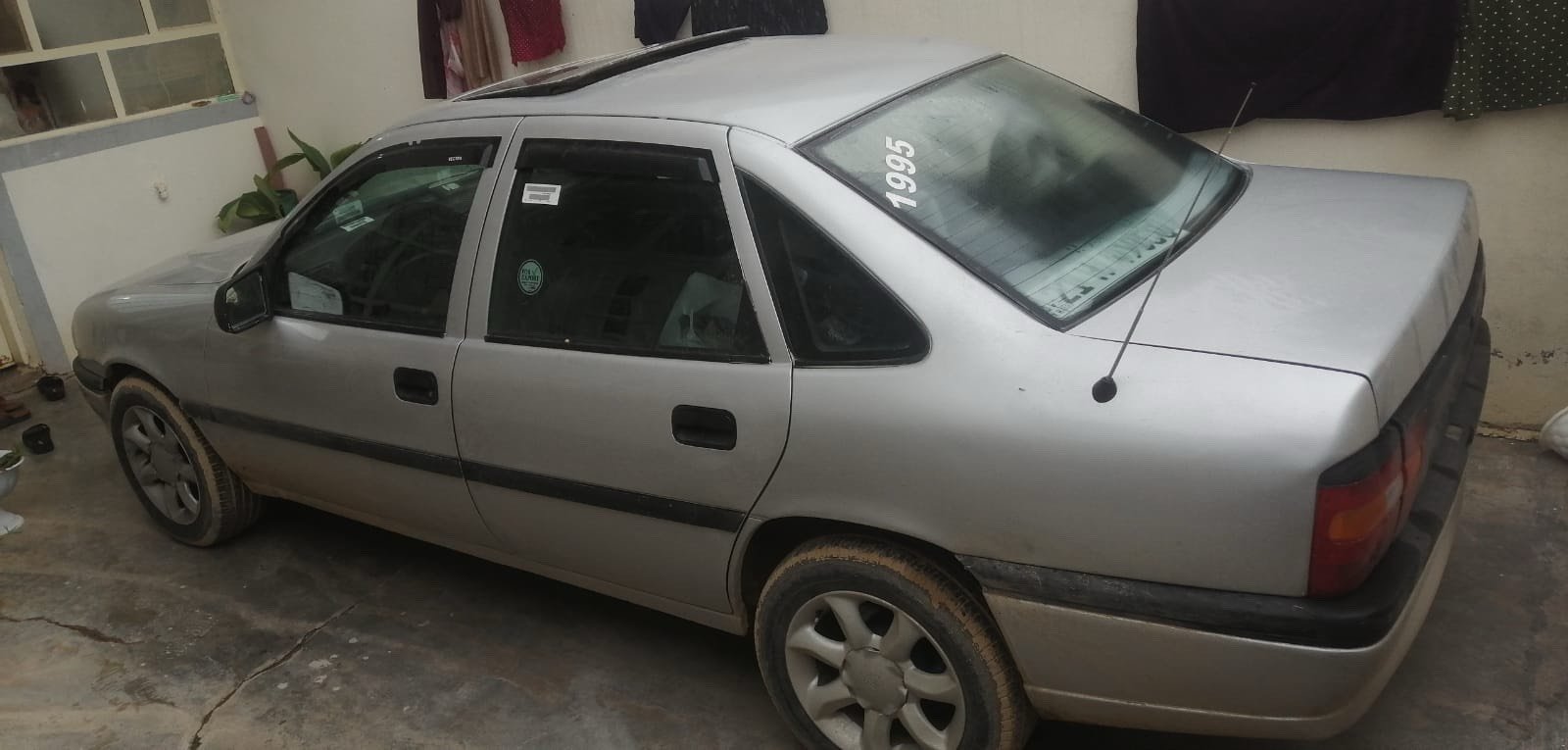 سيارة أوبل فكترة موديل 95 بأسمي سنويه لل2030رقم دولي سليمانيه بدون ضربة بدون خياس شرط التحويل عنوان ديالى قضاء قرةتبه