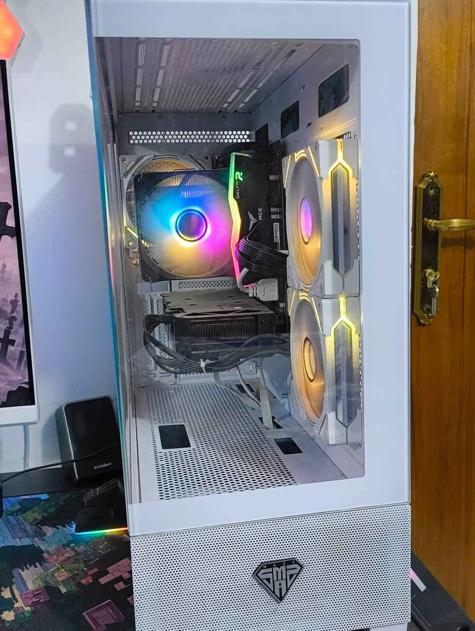 سلام عليكم حبايب pc بمواصفات حلوة ونضيفة الحاسبة
تجي كارت 4060 من ايسوس
وية معالج r5 5600
ورامات 16g ddr4 3600سرعة
وذاكرة m.2 1t بسرعة 4000
مذر بورد m450 
بور سبلاي 650w
 
معة شاشة حجم 32 2k 180hz بتردد 0.3
معة يوبي اس بحجم 1500 من فاربر اصلي
معة كيبورد من اتارك شارك x86 بي شاشة 
معة موس من اتارك شارك x6 اسود 

سعر الكيس 900الف
سعر الشاشة 225
يو بي اس 45 الف
كيبورد 45الف
موس 15 الف
واذا كلهن تاخذهن تجميعة كاملة ابيعة ب1200 
مكاني بغداد الشعب للتواصل ***********
