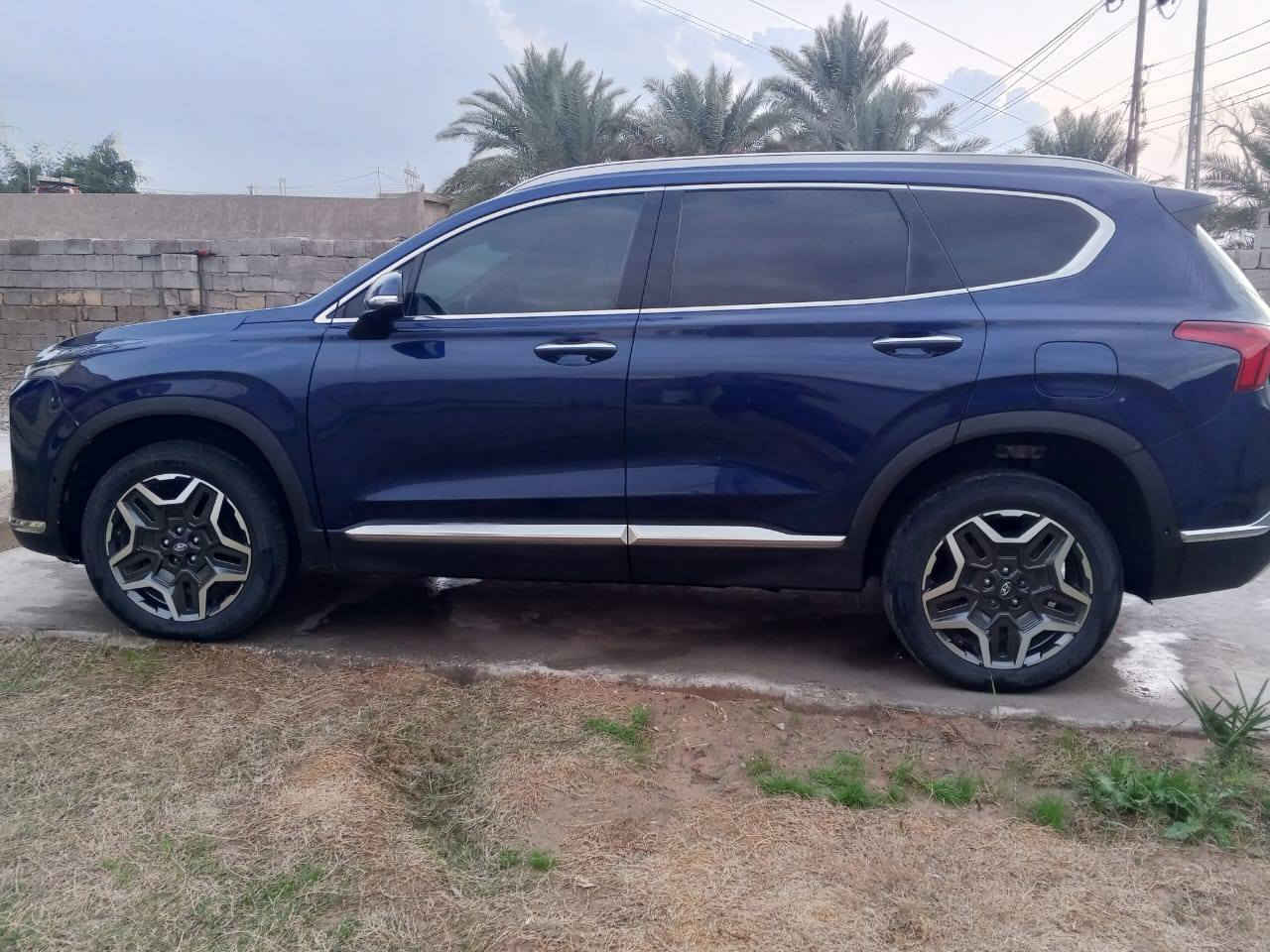 سنتافي هايبرد  موديل ٢٠٢٣
البيع
 السيارة فول واحد على واحد 
الحادث واضح في الصورة 
صبغ بنيد و قبق جنطه  موضحه في الصور
ماشيه 35
العنوان بغداد المعامل 
السعر 189 الف
السيارة رقم بغداد بسمي 
للتواصل على 
الرقم 
***********
