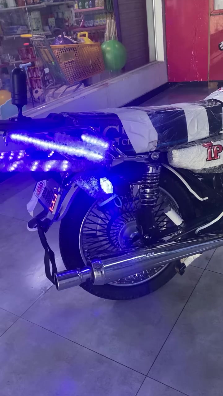 يالله سلام عليكم دراجه تايكر 4نمر دراجه نصبه فول جمبزه فول شلعه ومعدل شك الكاع موديل2025سعرها 950وبيها مجال وشراي يشلع عيوني


**إذا كنت صاحب هذا الإعلان وتريد حذفه لأي سبب، رجاءا أرسل رسالة إلى الدعم الفني**