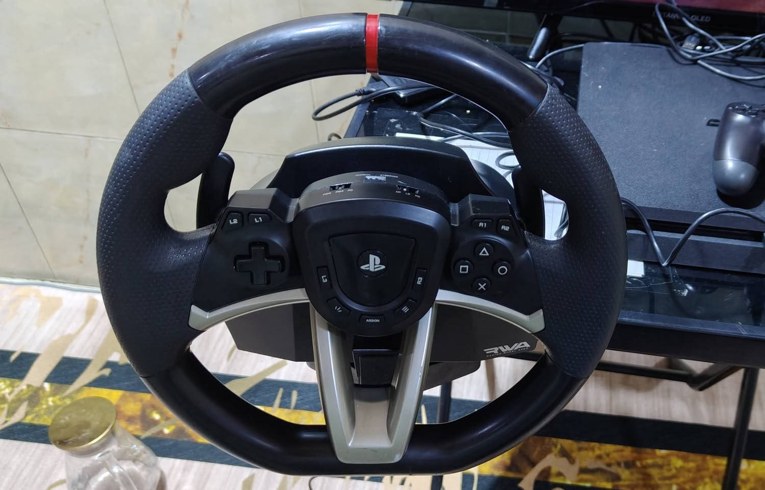 دركسون نوع HORI كلاسيكي يرهم على pc /ps4/ps5 شغال نضافه 90% فقط يحتاجله سبرنكه جهه وحده ترجعها بيدك ماترجع بحدهاء للتواصل *********** واتساب فقط
