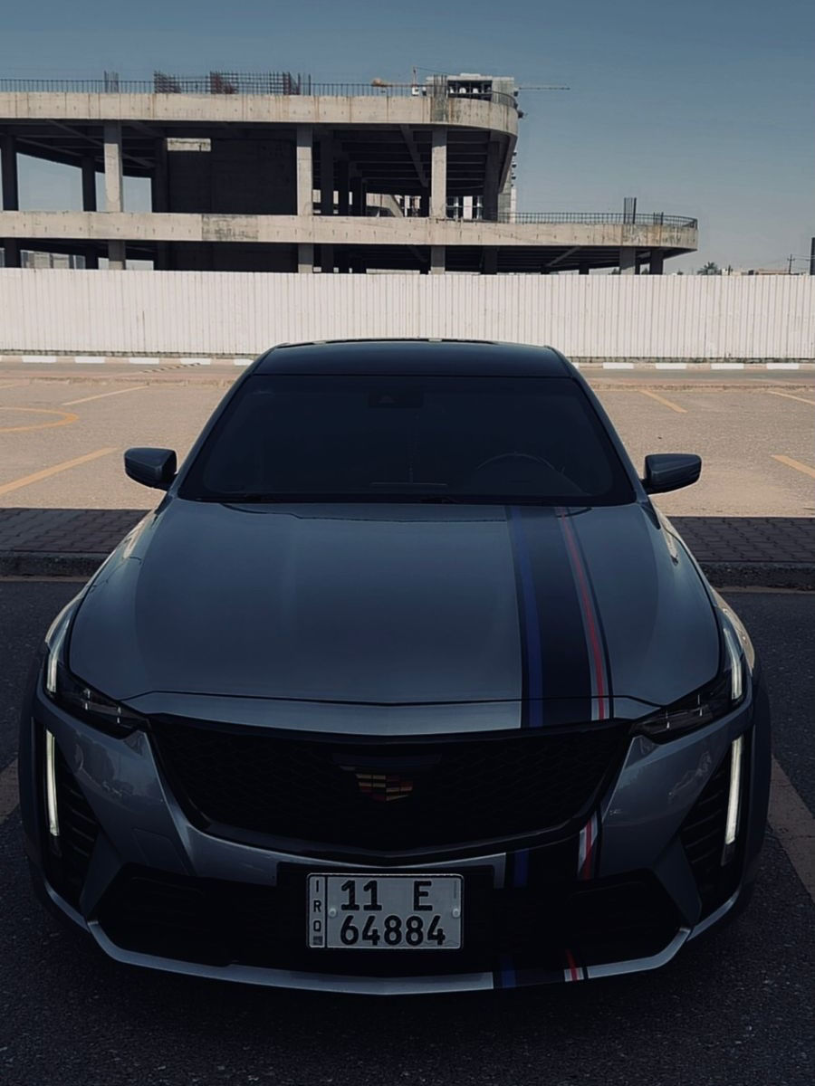 ⁨	╰───➤ 𝐂𝐚𝐝𝐢𝐥𝐥𝐚𝐜 𝐂𝐓𝟓
الموديل : [ 𝟐𝟎𝟐𝟑 ]
المحرك : [ I4 / 2.0 - Turbo ] 🔥
الگير : [ أوتوماتيك ] 
الممشى : [ 22 الف ميل ]
اللون : [ فضـي - سلڤـر ] 🪙
الحالة : [ السيـارة وارد أمريكا ضررهـا جاملغ أيسر الأمامي وباب الراكب ]

[ لمعرفة السعر اترك تعليق داخل المنشور وسوف يصل اليك مباشر عبر رسالة نصية ] 📥

[ الـــــمـــواصــفـــــات ]

- تدعم كار بلي / اندرويد اوتو
- كشنات جلد 
- كشنات كهرباء 
- مثبت سرعة 
- تحديد مسار 
- ماوس شاشة 
- تحذير اصدام
- حساس تحذير بالكشن 
- داتا شو 
- اوتو هولد + اوتو stop
- 4 انظمة قيادة

الموقع : [ بغـداد / حـي العـدل ] 📍

للتواصل واتس اب او اتصال : [ *********** ]

#cadillac #ct5 #ct5v #turbo #yasser_erbil⁩
