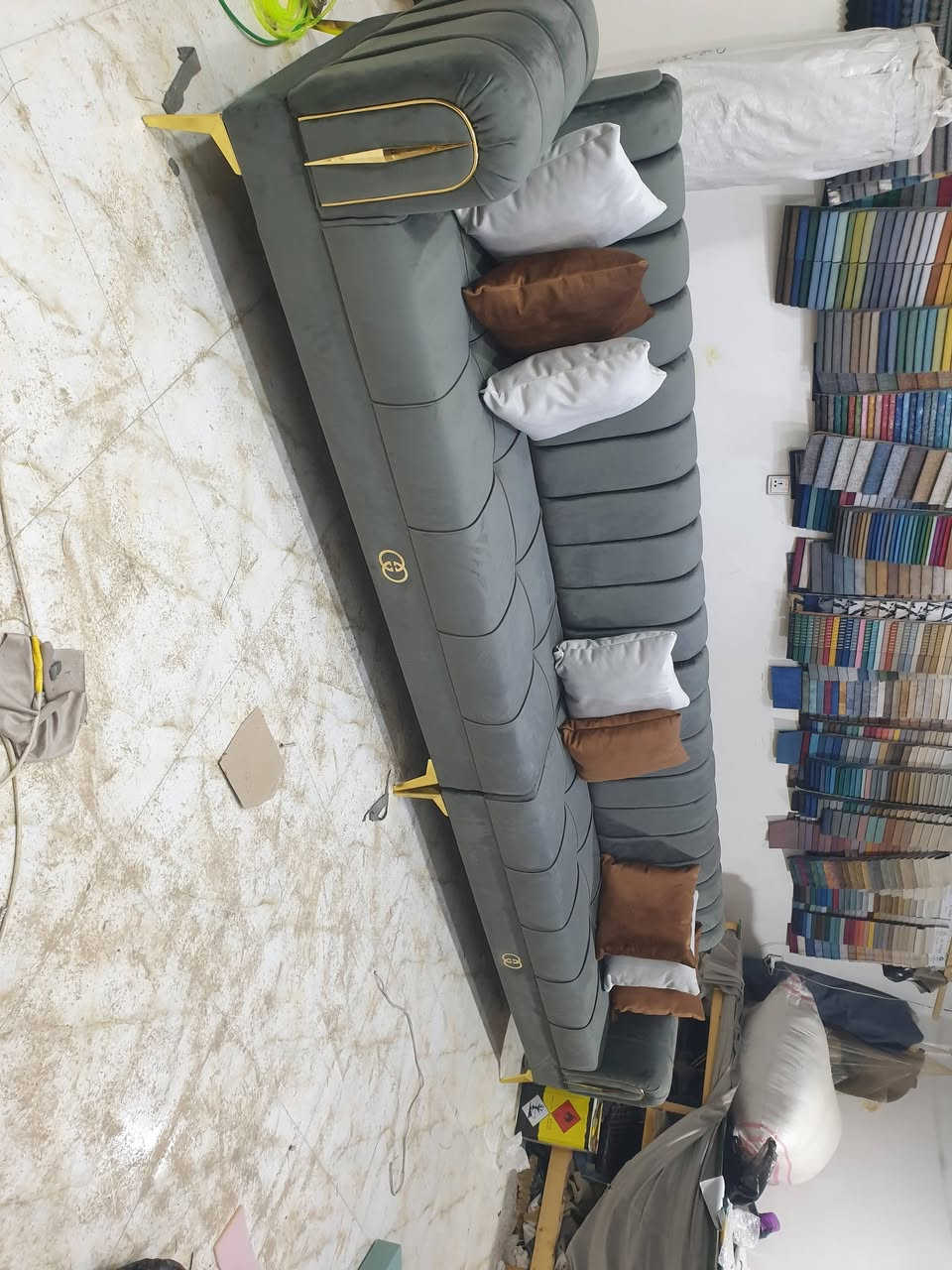 ((للهم صلي على محمد وال محمد ))
تصميم راقي يليق بمنزلك! 🏡✨

📢 تخم جديد تم تركيبه لأحد زبائننا الكرام، بتصميم يجمع بين الأناقة والفخامة!
🛋️ خامات عالية الجودة
🎨 ألوان متناسقة تناسب جميع الأذواق
🛠️ تنفيذ متقن بأدق التفاصيل

🔹 هل ترغب في تجديد أثاث منزلك؟
🔹 أو إعادة تصميم تخمك القديم ليصبح كالجديد؟

📩 تواصل معنا الآن واحصل على تصميم فريد يناسب ذوقك!
العنوان ((كربلاء ))
للاتصال 📞 ((***********))

#دوشمة_كربلاء #تصميم_أثاث #تجديد_الأثاث #فخامة_و_أناقة #تصليح_قنفات #ديكور
