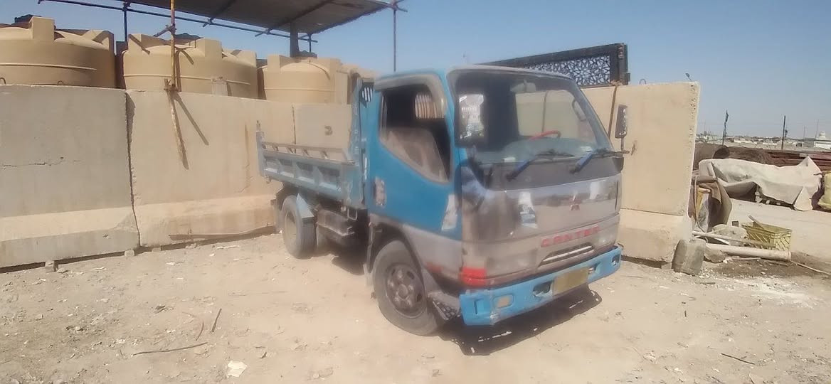 كنتر مكفولة مكمل معاملة ودافع كل الرسوم والهزة والضريبة وحاليا عد المعقب باقي بس الأرقام والمعقب واصلة فلوسة مكاني النجف *********** راسلني واتس اب السعر ١٢٠ .حاليا تشتغل بشركة بابها موجود ودعاميتها الاستيل شاصي مكفول
