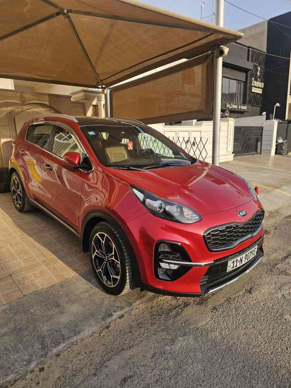 السلام عليكم سبورتج 2020 gt فول
رقم بغداد بأسمي فول مواصفات اعلى فئه GT

كفاله عامه 

فتحه بانوراما

حساسات

شاشه

مري شفط

ماشية ٣٩ الف جديدة 

السعر 22000 الف وبي مجال

***********
