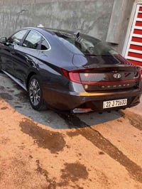 سوناتا موديل ٢٠ لمتدد فول بس بند ومدكر خلفي السعر ١٥٨ وبيها مجال قليل ...