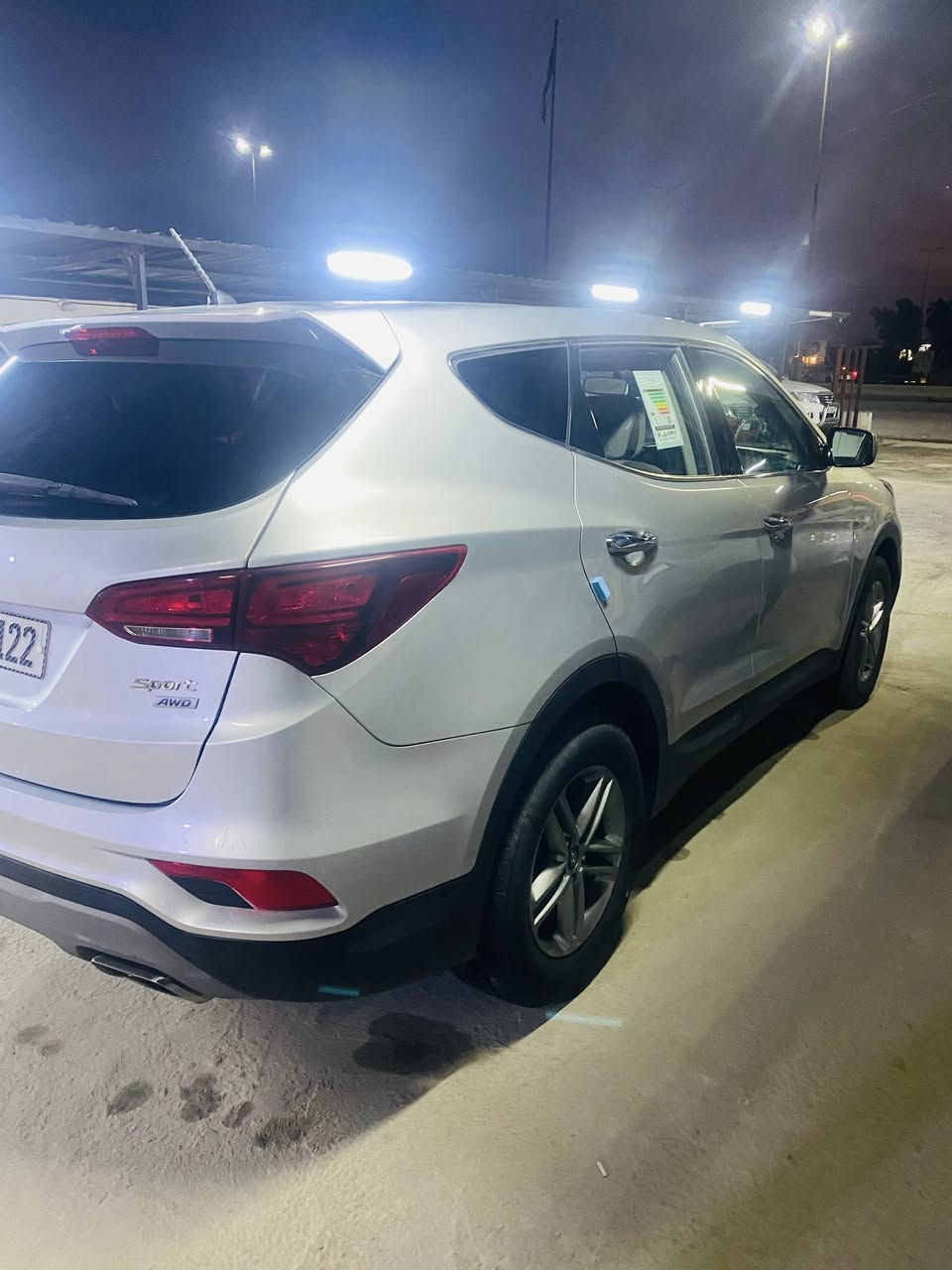 السلام عليكم سياره نوع سنتافيا موديل 2018 حره رقم انگليزي سنويه جديده وارد امريكي ضررها مذكور بلسونار فقط بنيد والباقي مكفول كفاله عامه سياره جديده وجاهزه من كل النواحي ماشيه 70 حقيقي حجم المحرك 4 سلندر 4راكب السعر 145 مراوس اراوس لشراي يتصل***********مكان السياره ميسان قضاء كميت
