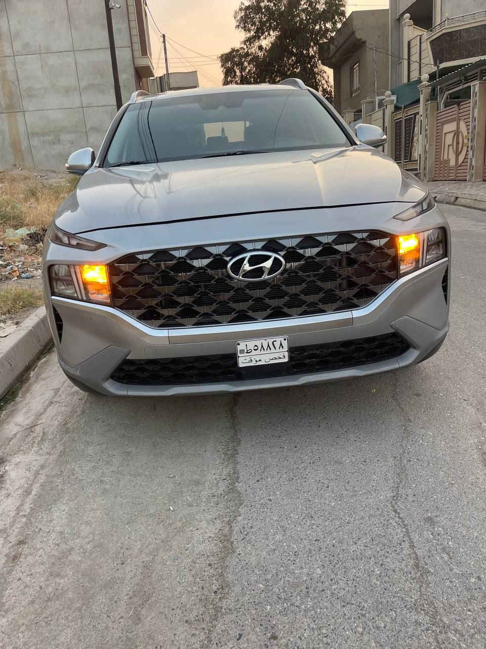 سنتافي 2023 SEL السعر 205
السياره مرقم نينوى 
فول موصفات 
مانع انزلاق 
توقف ذاتي 
رادار امامي وجانبي 
دفع رباعي 
تدفئة كشنات 
صندوق ذكي 
ترحيب عند الاقتراب 
دخول ذكي 
بصمة 
الضرر تبديل بوند فقط 
***********
