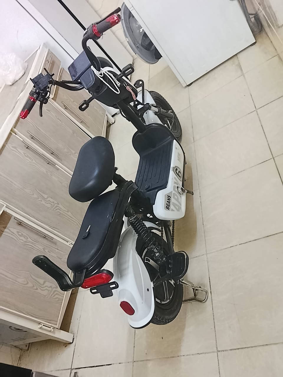 سلام عليكم دراجه شحن حجم 14 سعر 200الف ***********
